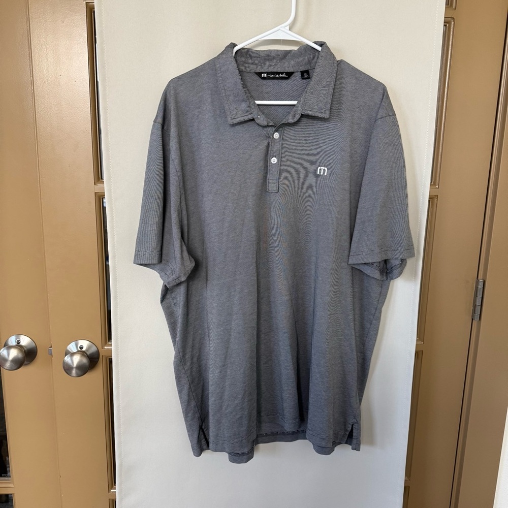 Travis Mathew Men's XXL Grey Black Pinstripe Short Sleeve Golf Polo Shirt